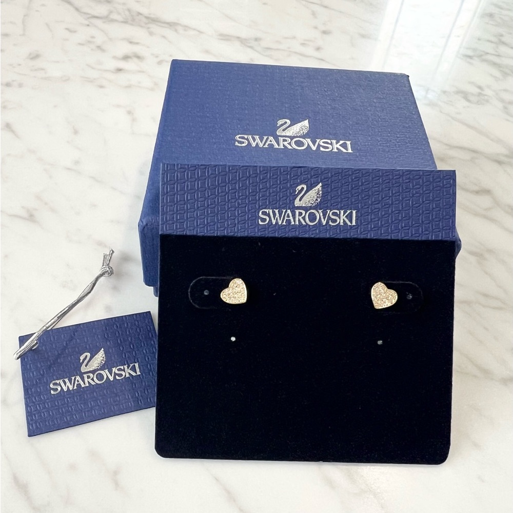 Swarovski gold crystal heart stud earrings. Brand new.